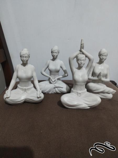 4 عدد مجسمه از تمرینات یوگا    از جنس پلی استر