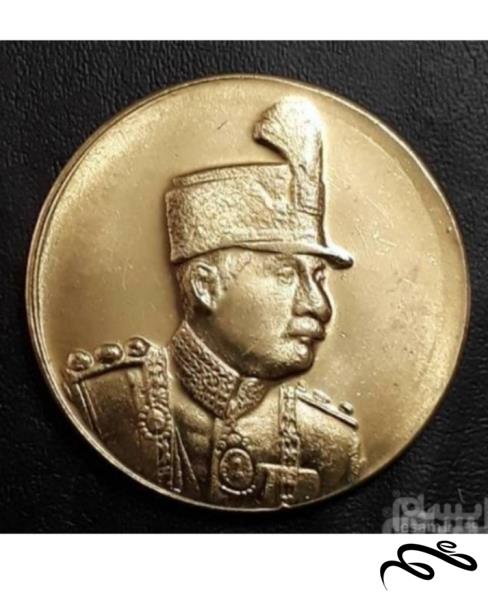 سکه برنزی  ذوالفقار رضا شاه به قطر  3 سانت.
