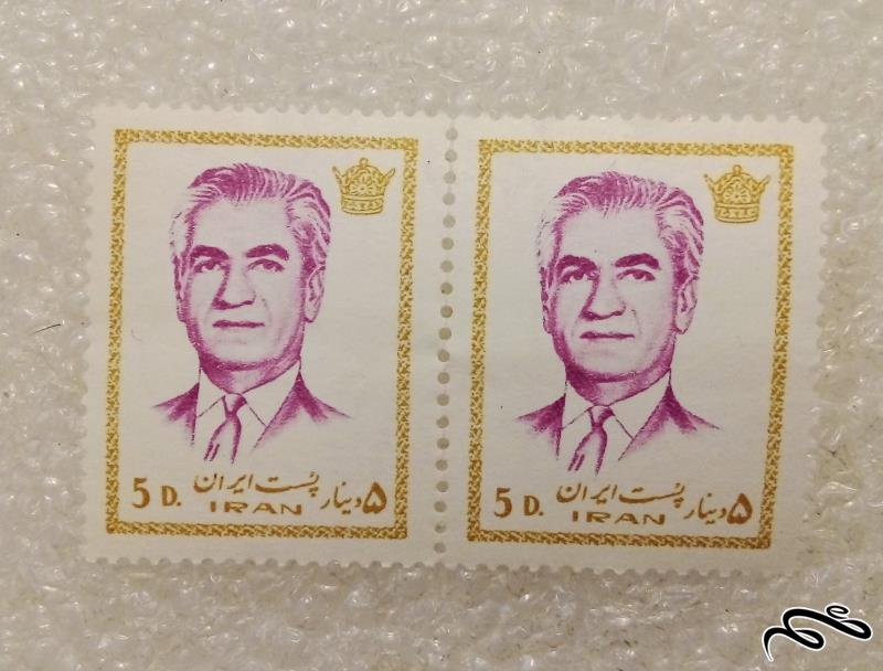 2 تمبر باارزش زیبای 5 دینار پستی پهلوی (98)2
