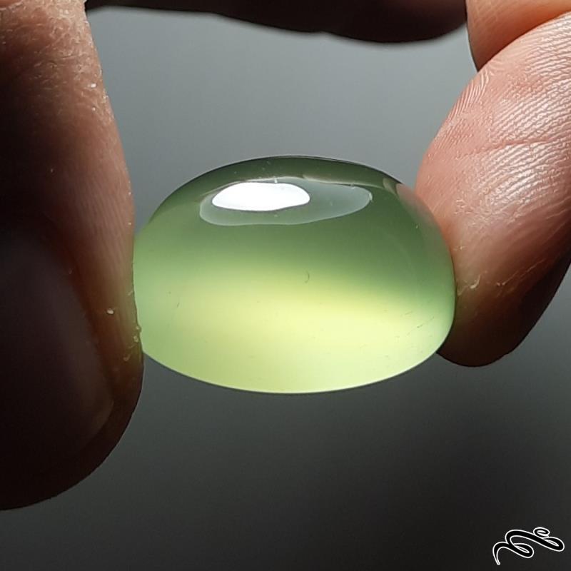 عقیق کاهویی خوشرنگ آبدار غولپیکر اصل معدنی