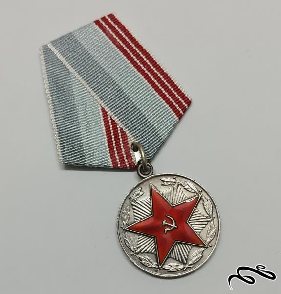 مدال نقره میناکاری شوروی