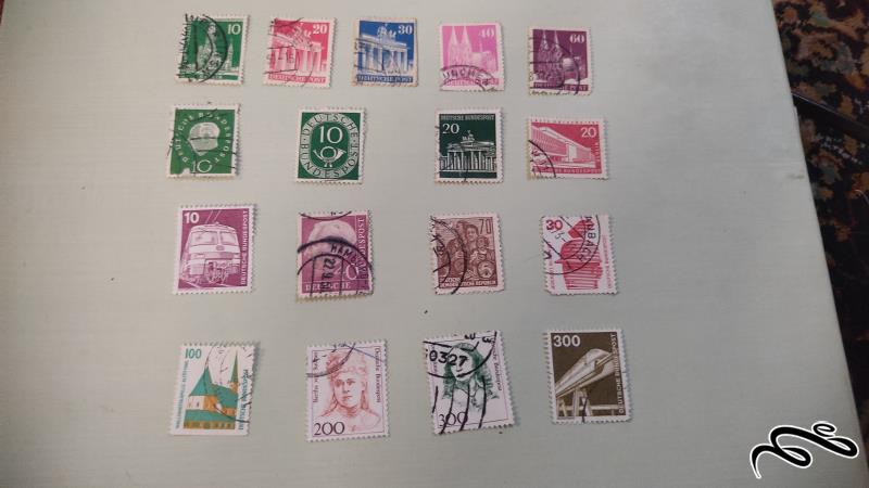 یک سری 17  تایی تمبر از کشور آلمان