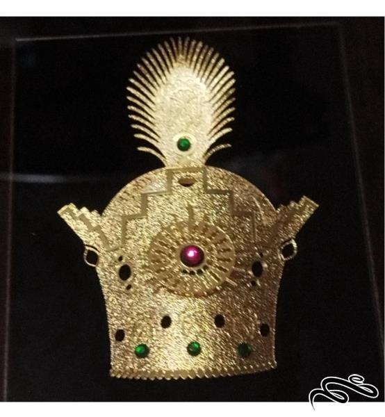 تابلو ورق طلا کوبی تاج