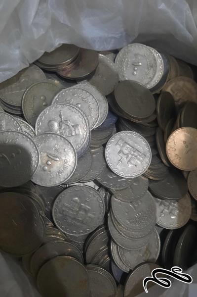 2/4 کیلو سکه 100 ریالی جمهوری تاریخ های مختلف